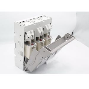 Interruptor Desconectador de Fusibles NH de Tipo Horizontal, 3 Polos, 50/60Hz, Doble Frecuencia, IEC 60947, Contactos Plateados, Cuerpo Ignífugo - Product Image 1