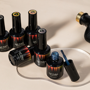 Suministros profesionales <span class=keywords><strong>para</strong></span> <span class=keywords><strong>uñas</strong></span> Soak Off Gel UV Nail Polish 15ml Etiqueta privada personalizada <span class=keywords><strong>Esmalte</strong></span> Barniz <span class=keywords><strong>Esmalte</strong></span> de colores de <span class=keywords><strong>uñas</strong></span> - Product Image 1