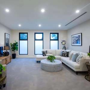 Ventana de Toldo con Rotura de Puente Térmico Estándar Australiano AS2047 con Mosquitera Moderna AS1288 Diseño de Doble Vidrio Personalizable - Product Image 2