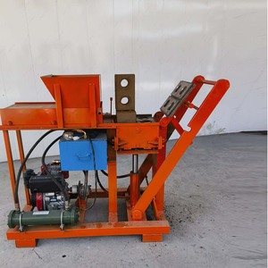 Petite machine portative de brique d'argile Machine de brique d'argile de verrouillage populaire fabriquant la machine diesel de brique d'argile - Product Image 1