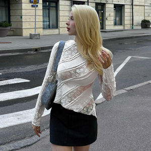 Haut sexy à manches longues en dentelle transparente style western pour femme, coupe ajustée, ourlet irrégulier, tendance - Product Image 3