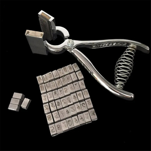 Kit <span class=keywords><strong>de</strong></span> pinces à numéros pour identification animale, 6 chiffres, pour lapins, moutons, porcs, chiens, avec aiguille <span class=keywords><strong>de</strong></span> marquage, 1 ensemble - Product Image 1