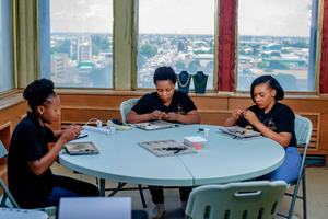 Pendientes de Estilo Bohemio Hechos a Mano con Baño de Oro de 24K, Joyería de Moda Personalizada para Eventos Nocturnos - Product Image 6