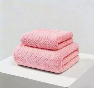 Toalla de Baño con Logotipo Personalizado, Secado Rápido, Transpirable, Absorbente de Sudor, Tejido de Rejilla de Piña, Suave - Product Image 2