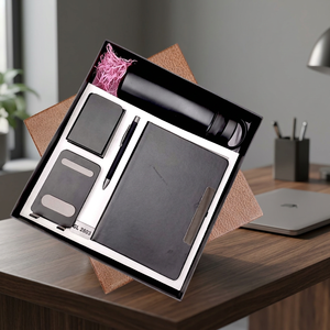Coffret Cadeau d'Entreprise Olivia 5 en 1 : Carnet A5, Stylo Bille Métallique, Bouteille en Acier Inoxydable, Supports de Papeterie Mobiles - Personnalisable et Fait Main - Product Image 2