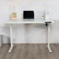 Bureau debout moderne et abordable à hauteur réglable avec fonction automatique, construction métal-bois, mobilier de bureau pour usage professionnel