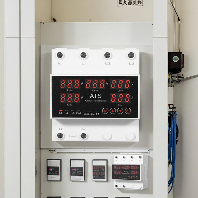 ATS Automatic Transfer Switch Three Phase Working Voltage Light Emitting Diode Indication 63A Overvoltage/Undervoltage Protector