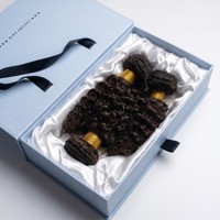 Boîte rigide pour perruque avec logo personnalisé, doublure en satin doré et poignée en ruban noir, emballage de luxe pour extensions de cheveux