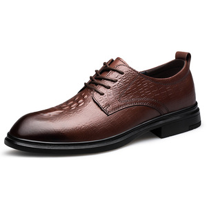New stylish Italian men's <b>red</b> wine <b>red</b> <b>shoes</b> men's formal dress <b>lace</b>-up Oxford British men's leather <b>shoes</b> delivery - Product Image 2