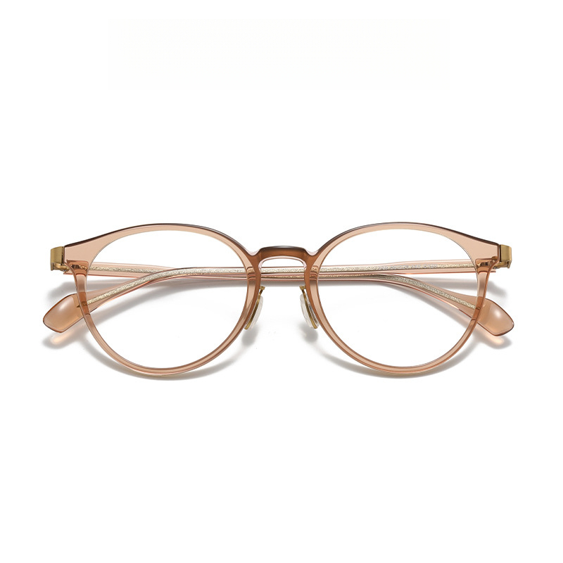 สีชาโปร่งแสง