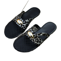 Chaussures plates Mary Jane respirantes en maille pour femmes, à bout fermé et design léger en résille, idéales pour un usage décontracté