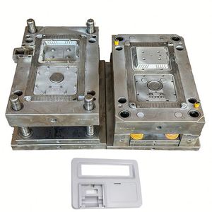 Molde de piezas de motocicleta de plástico de inyección pequeña con acabado brillante personalizado - Product Image 2