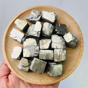Bán buôn đá tự nhiên liệu <span class=keywords><strong>Pyrite</strong></span> Cube đá quý thô <span class=keywords><strong>Pyrite</strong></span> tumbles đá để chữa bệnh hàng thủ công sản phẩm - Product Image 6
