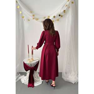 Robe de soirée longue bordeaux à lacets, coupe trapèze, avec col dégagé, idéale pour les fêtes et occasions formelles (vente en gros) - Product Image 1