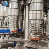 Machine de remplissage d'eau automatique à grande vitesse, ligne de production de boissons en bouteille PET monobloc pour l'eau en bouteille