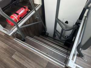 حافلة صينية مستعملة موديل 2021 يوتونغ ZK6117، 46 مقعدًا، تخطيط 2+2، ناقل حركة يدوي، محرك ديزل يوتشاي، 30000 كم، حافلة ركاب من الدرجة الثانية - Product Image 6