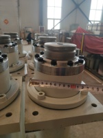 Presse à chaud hydraulique à cinq couches de 200 tonnes contrôlée par PLC pour le placage du bois et le collage de panneaux en mélamine, moteur 380V 72kW
