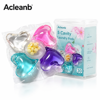 Capsules jetables écologiques en forme de cœur à 5 compartiments |   Parfum longue durée |   Détergent pour vêtements 5 en 1
