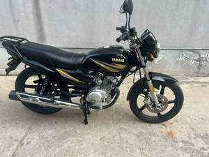 Motocicleta YAMAHA Ybr125z de Bajo Consumo, Ideal para la Ciudad, con Capacidad para Carga, Calidad Confiable - Product Image 4
