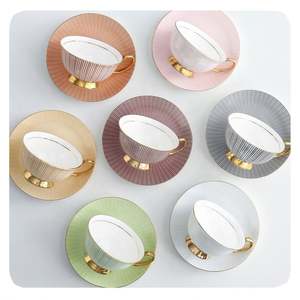 Nuove Tazze da Caffè in Bone China con Piattini e Logo Personalizzato, Tazze da Tè e Piatti in Ceramica - Product Image 1