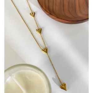 Joyería de oro brillante para mujer, collar con colgante de acero inoxidable chapado en oro de 18 quilates en forma de corazón, abalorio de corazón liso de perla - Product Image 4