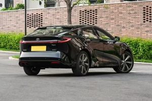 Toyota BZ5 2025 Edición Inteligente 550 PRO con Gran Autonomía de 550 Km, SUV Eléctrico Puro de 5 Plazas - Product Image 2