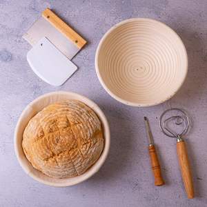 Cesta de Fermentación de Pan Redonda de Ratán de 9 Pulgadas para Kit de Masa Madre con Cuchilla para Pan - Product Image 2