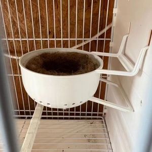 Nido Colgante de Plástico con Almohadilla para Anidación de Canarios/Periquitos de Gran Venta al por Mayor Accesorios para Jaulas de Pájaros - Product Image 1