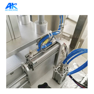 Máquina <span class=keywords><strong>de</strong></span> llenado BIB Línea <span class=keywords><strong>de</strong></span> llenado <span class=keywords><strong>de</strong></span> agua purificada personalizada Máquina <span class=keywords><strong>de</strong></span> llenado <span class=keywords><strong>de</strong></span> vino tinto - Product Image 3