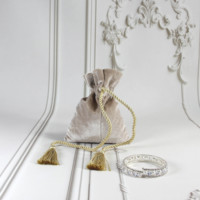Pochette de luxe en velours doré avec cordon de serrage, décorée d'un pompon, en flanelle douce, pour bijoux, parfums et emballages cadeaux