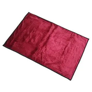 Chinese gift set portable elegant pattern prayer mat muslim pakistan waterproof prayer mat