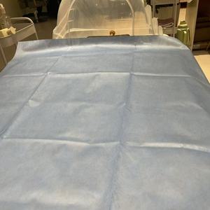 Drap de lit jetable confortable imperméable en PP non tissé, housse de lit, rouleau de lit, idéal pour les soins de santé, les hôtels, les salons de beauté, les cliniques - Product Image 1