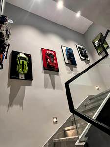 Marco de Exhibición para Bloques de Construcción de Coches de Carreras <span class=keywords><strong>LEGO</strong></span> 42207 <span class=keywords><strong>Ferrari</strong></span> F1, Soporte de Exhibición de Modelo de Coche de Fórmula 1, Aleación de Aluminio Obsidiana - Product Image 4