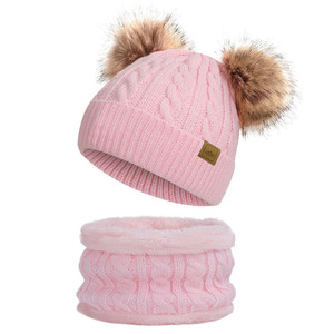 Adorable <span class=keywords><strong>Bonnet</strong></span> Rigolo Tricoté avec Pompon <span class=keywords><strong>et</strong></span> Cache-cou Écharpe pour Bébé, Tout-Petit <span class=keywords><strong>et</strong></span> Enfant – Ensemble 2 Pièces pour Hiver Froid - Product Image 5