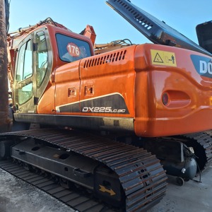 Doosan DX รถขุดไฮดรอลิกตีนตะขาบ225LC-9C มือสองคุณภาพสูงสภาพสมบูรณ์ขายดีผลิตในเกาหลี - Product Image 3