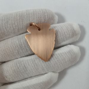 Logo gravé sur mesure plaqué cuivre antique émail doux étiquettes <span class=keywords><strong>de</strong></span> <span class=keywords><strong>nom</strong></span> <span class=keywords><strong>de</strong></span> <span class=keywords><strong>chat</strong></span> Gog étiquettes d'identification - Product Image 2