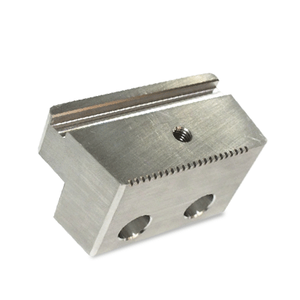 VIMA Auto Motor, fournisseur de pièces en aluminium estampées, composants métalliques de précision personnalisés pour motos, service OEM - Product Image 5