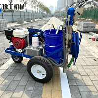 Machine de marquage routier montée sur camion, peinture à froid avec grande capacité de réservoir pour le traçage sur de longues distances