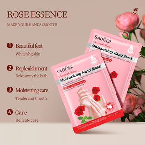 Masque exfoliant pour les mains à la rose hydratant pour peaux sèches SADOER - Product Image 6