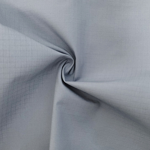 Tecido Woven Tiny <span class=keywords><strong>Ripstop</strong></span> Stretch TC 65% Poliéster 33% Algodão 2% Spandex 225gsm 150cm de Largura Estilo Pontilhado para Jaqueta de Pluma - Product Image 6