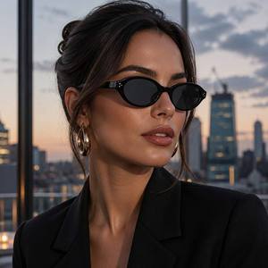 Lunettes <span class=keywords><strong>de</strong></span> soleil rétro ovales fines œil <span class=keywords><strong>de</strong></span> chat avec triple rivet, protection UV400, style vintage années 90, pour femmes et hommes, monture PC, vente en gros, personnalisables - Product Image 1