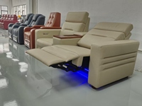 Canapé de cinéma VIP moderne de luxe en cuir véritable réglable électriquement, sièges de home cinéma deux places pliables avec port USB et lampe de pied LED