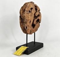 Sculpture en bois fabriquée en usine 22x11xH36cm en bois naturel pour la décoration intérieure, présentoir de table, écran en bois