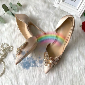 Eleganti Décolleté D'Orsay con Fibbia a Farfalla e Strass, <span class=keywords><strong>Sexy</strong></span> <span class=keywords><strong>Tacchi</strong></span> <span class=keywords><strong>Alti</strong></span> in Raso Color Champagne per Matrimoni e Feste - Product Image 4