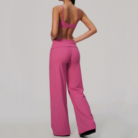 Ensemble de yoga 2 pièces personnalisé OEM pour femme : Soutien-gorge de sport à col en V et bretelles spaghetti + Pantalon taille haute à revers et jambes larges – Tenue de sport – MOQ 50