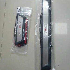 แผ่นบันไดข้างประตู LED ABS อุปกรณ์เสริมภายนอกรถยนต์สำหรับ Toyota Vios - Product Image 4