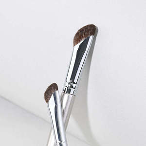 Brocha de Maquillaje de Precisión de Pelo de Poni Gris, Color Durazno, Marca Privada, Suave, <span class=keywords><strong>para</strong></span> Difuminar Sombras de <span class=keywords><strong>Ojos</strong></span>, <span class=keywords><strong>Brochas</strong></span> de Maquillaje de Marca Privada - Product Image 3