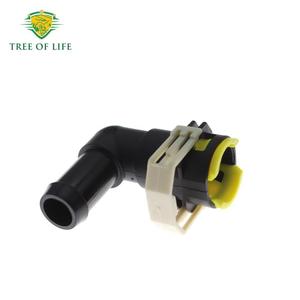 B37F-61-240ท่อน้ำหล่อเย็นต้นไม้แห่งชีวิตสำหรับ MAZDA 3 BK BL ข้อต่อท่อน้ำร้อน - Product Image 3