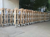 Tables à manger pliantes en acier inoxydable de forme ovale avec 12 chaises pour l'école et les restaurants mobiles