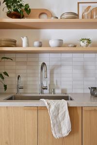 Vermonhouzz Armadio su Misura in Rovere Chiaro Resistente all'Umidità Collezione 2026 con Bordo Impermeabile per Cucine in Zone Umide - Product Image 3